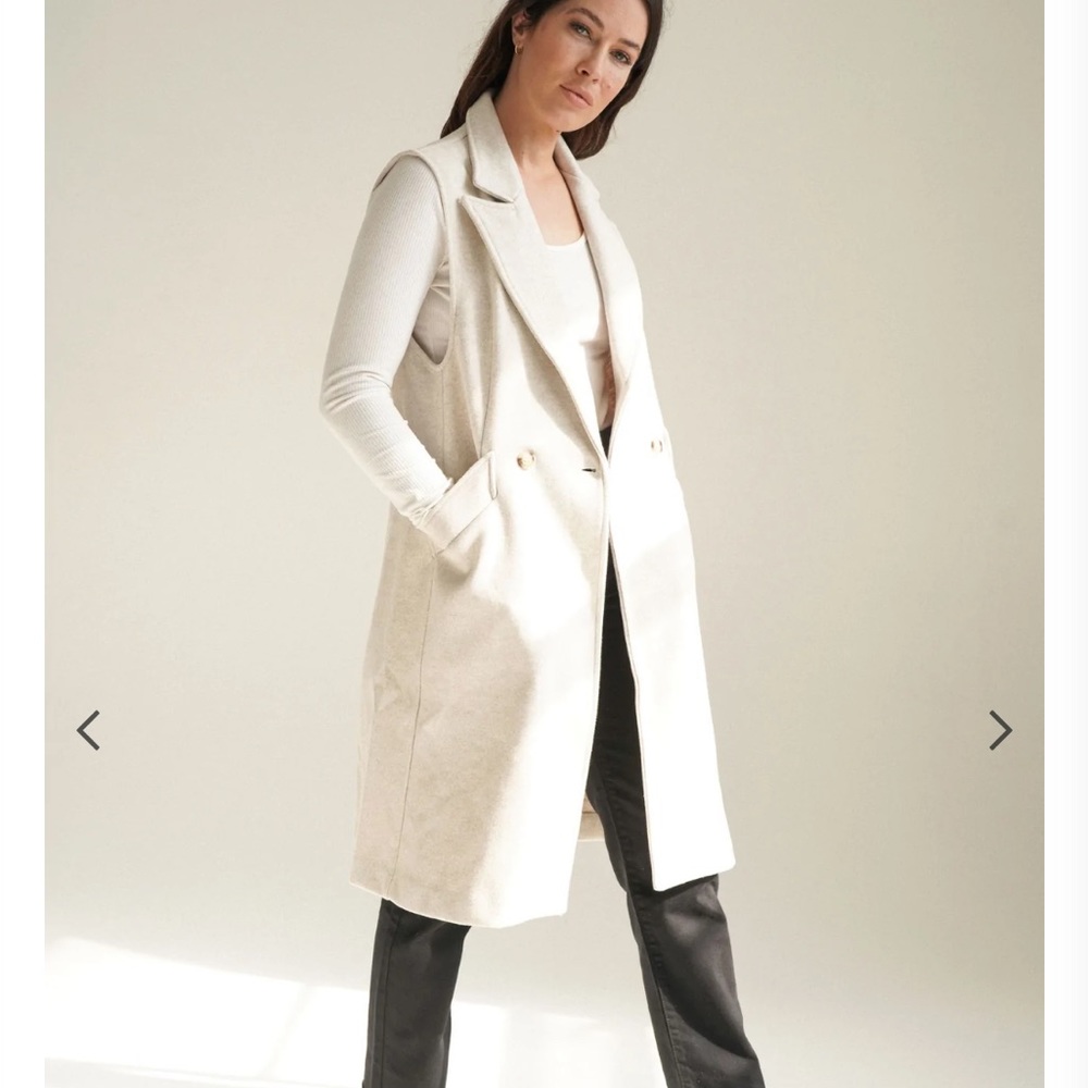 Carly Jean Los Angeles Cream Sleeveless Long Vest Coat
